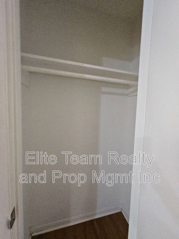 Building Photo - 4604 Coronado Dr