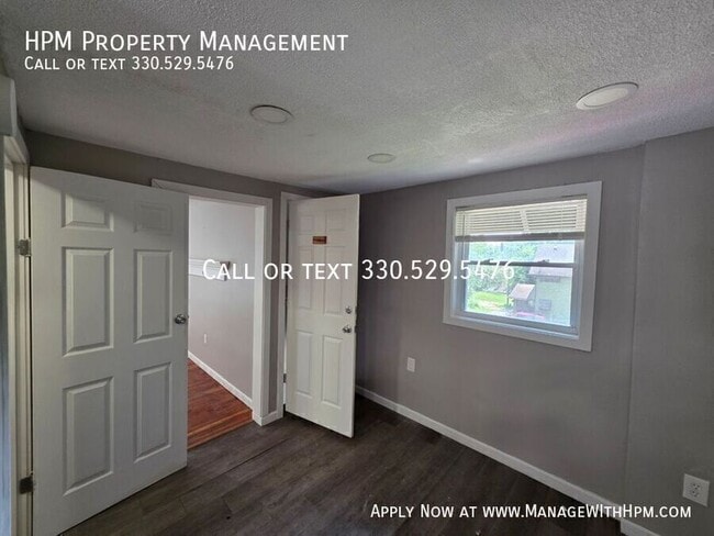 Building Photo - 392 Bailey Ct