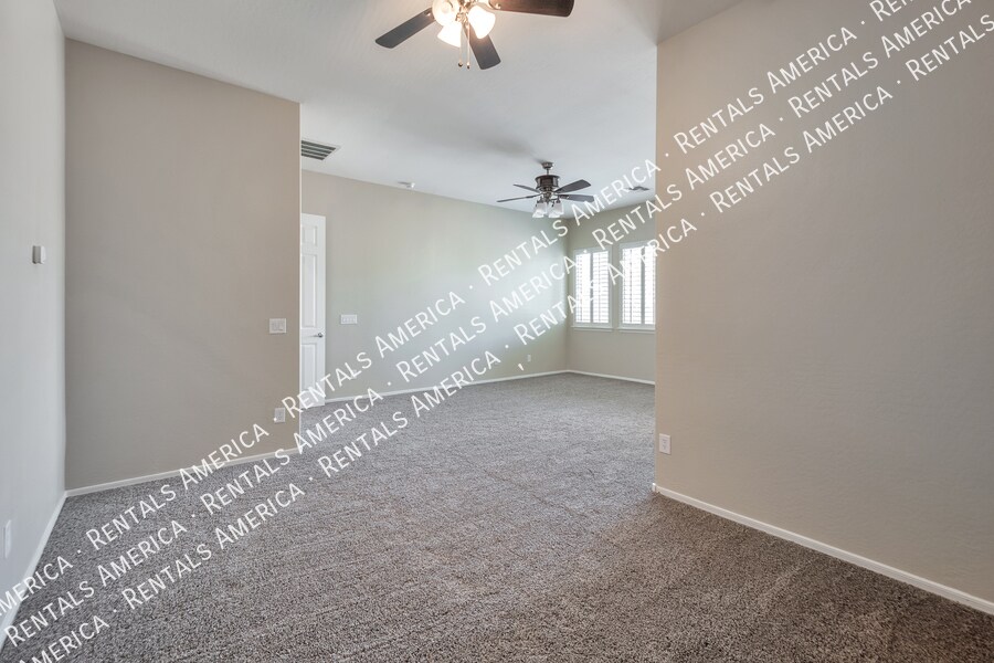 Building Photo - 43958 W Bailey Dr