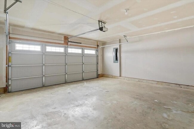 Building Photo - 125 Ceritos Trl