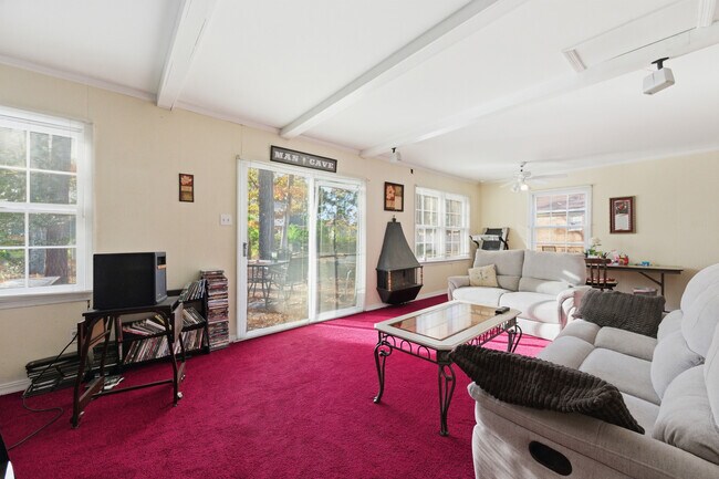 Building Photo - 205 Orkney Pl
