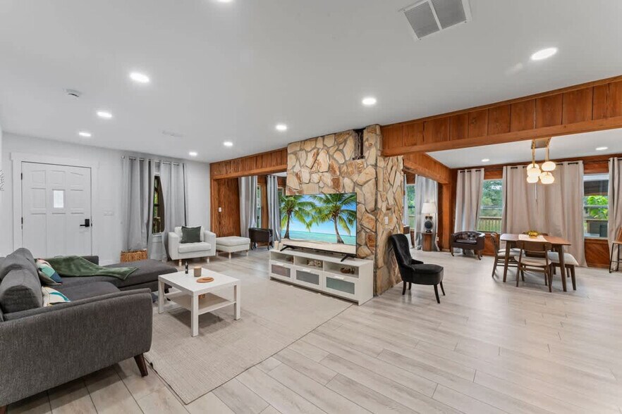 Building Photo - 3116 Golden Eye Dr