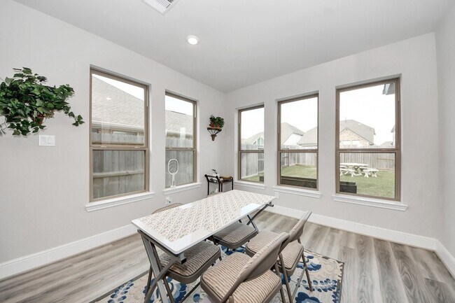 Building Photo - 10514 Rigel Rdg Wy