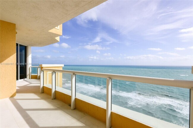 Primary Photo - 17875 Collins Ave