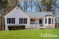 Building Photo - 229 Oak Landing Dr