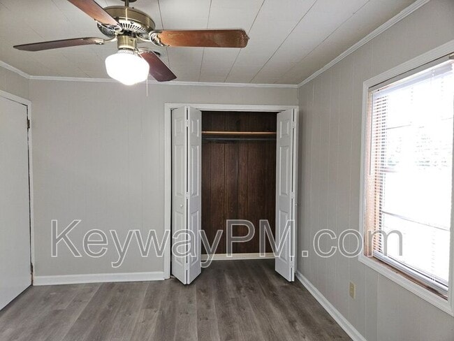 Building Photo - 119 2nd Ave