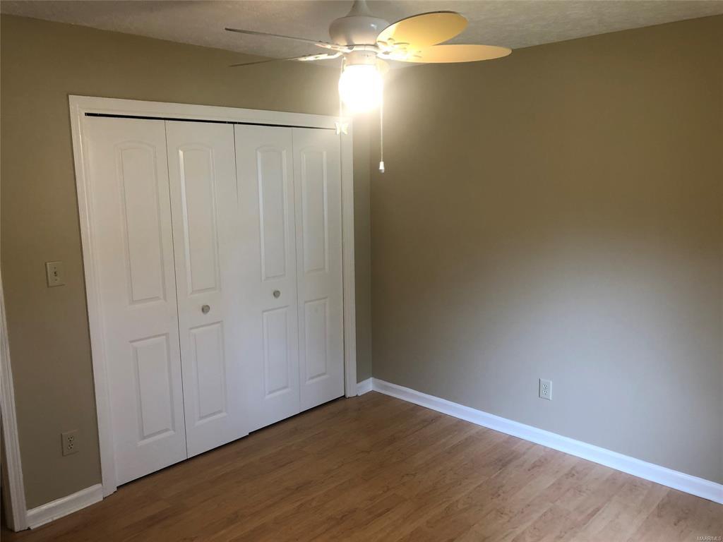 Building Photo - 4145 Johnstown Dr