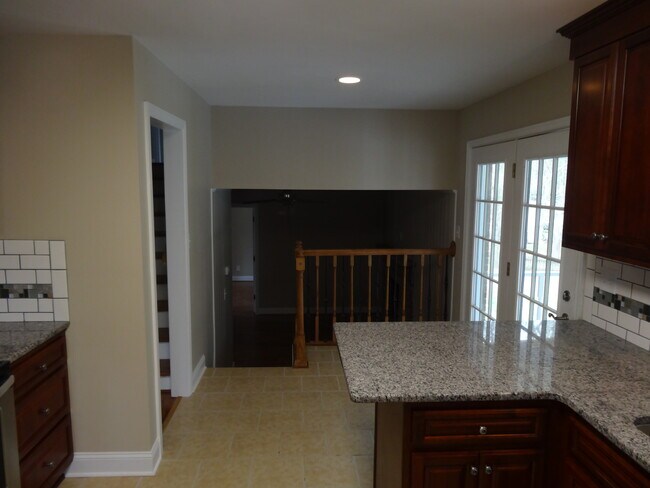 Building Photo - 5773 Gumtree Rd