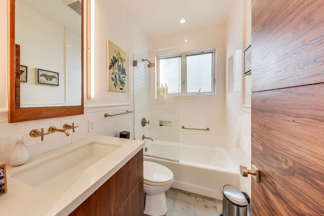 Building Photo - 4639 18th St