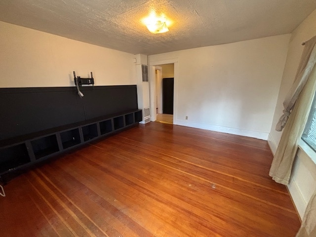 Building Photo - 1725 W 9th Pl