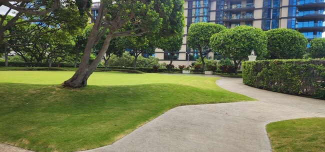 Building Photo - 1350 Ala Moana Blvd