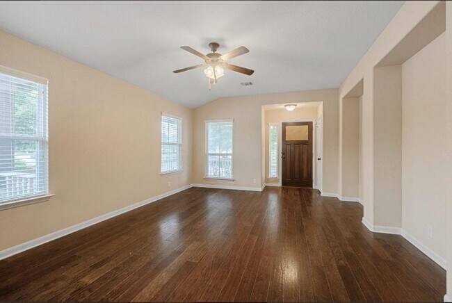 Building Photo - 8532 Harrier Dr