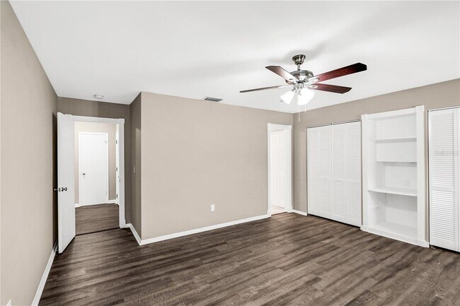 Building Photo - 11911 Hickorynut Dr