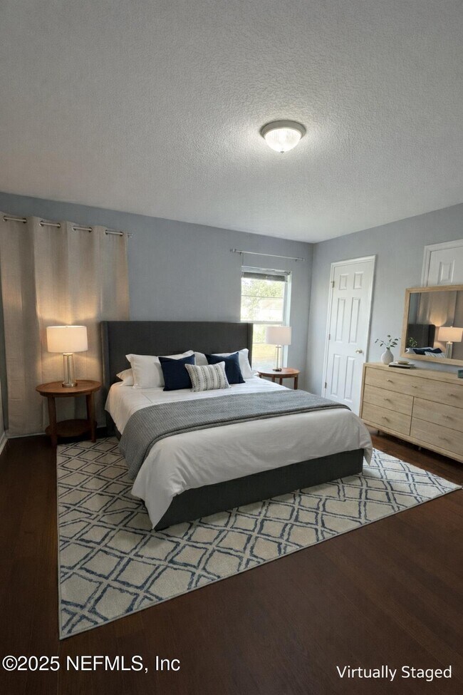 Building Photo - 845 Black Cherry Dr S