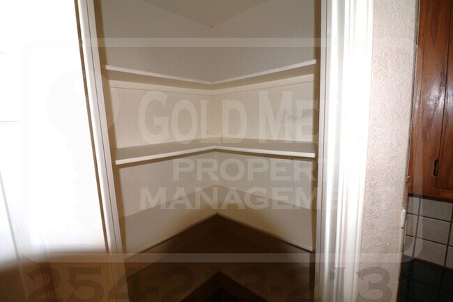 Building Photo - 4109 Elms Run Cir