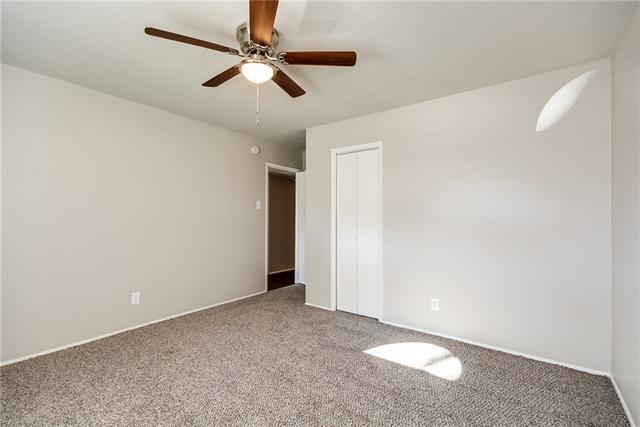 Building Photo - 1505 Hayfield Dr