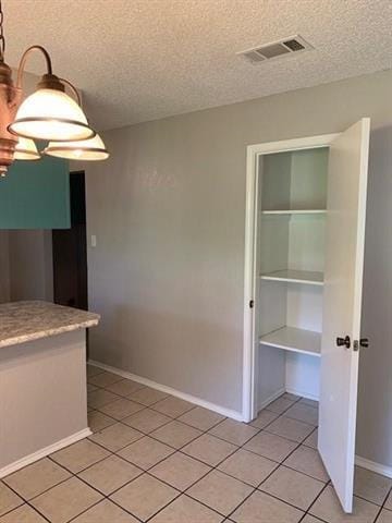 Building Photo - 7529 Walnuthill Ct