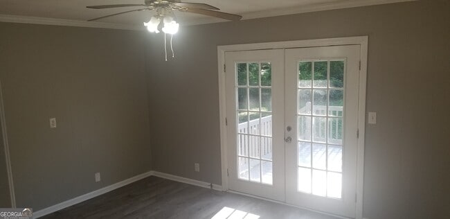 Building Photo - 835 Shannon Cir NE