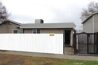 Building Photo - 23470 Victory Blvd