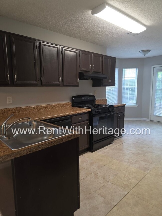 Building Photo - Fantastic 3-bedroom, 2-bath ranch home in Douglasville, GA,