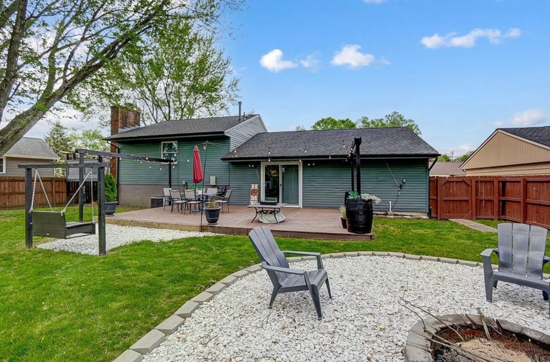 Building Photo - 410 Evergreen Dr