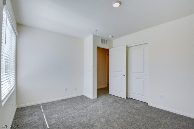 Building Photo - 7906 W Agate Ave