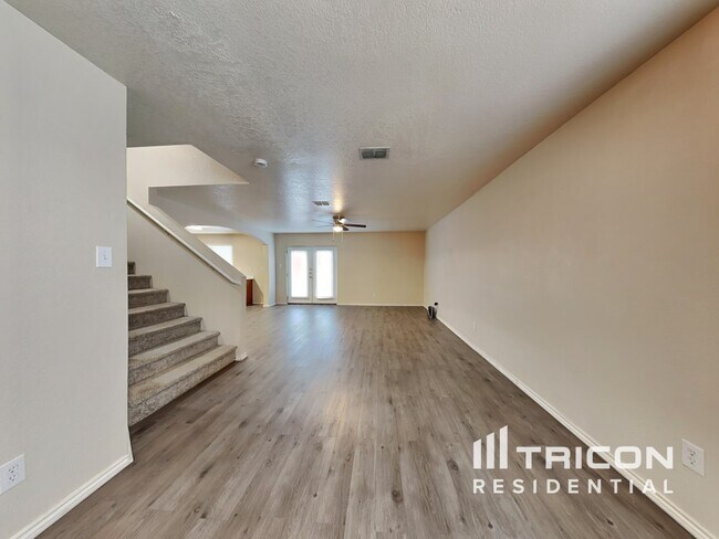 Building Photo - 10039 Amber Breeze