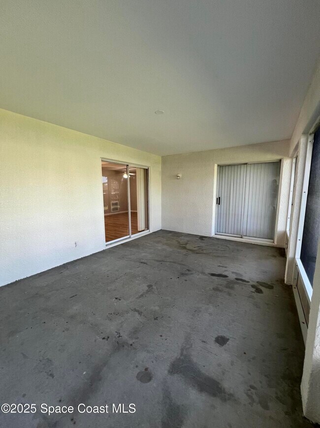Building Photo - 6780 Bermuda Ave