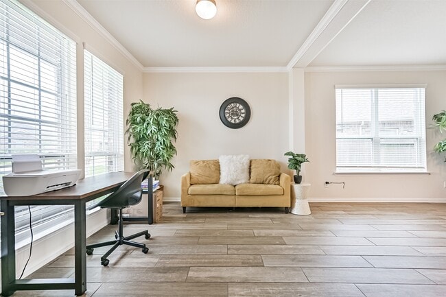 Building Photo - 23213 Zinfandel Dr