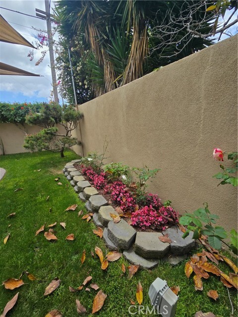 Building Photo - 18427 Eriel Ave