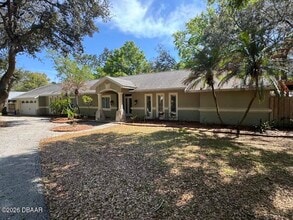 Building Photo - 190 Hidden Hills Dr