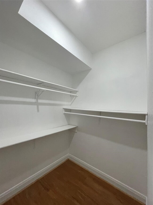 Building Photo - 5000 Milwee St