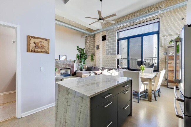 Building Photo - 1521 W Haddon Ave