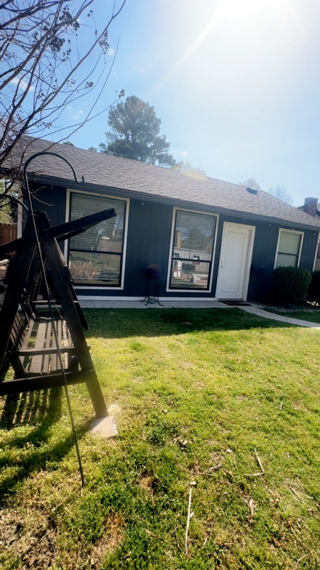 Building Photo - 10842 Knollwood Dr