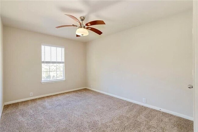Building Photo - 809 Barefoot Cove
