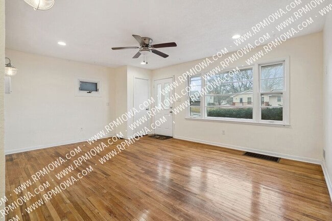 Building Photo - 1206 Amos Ave