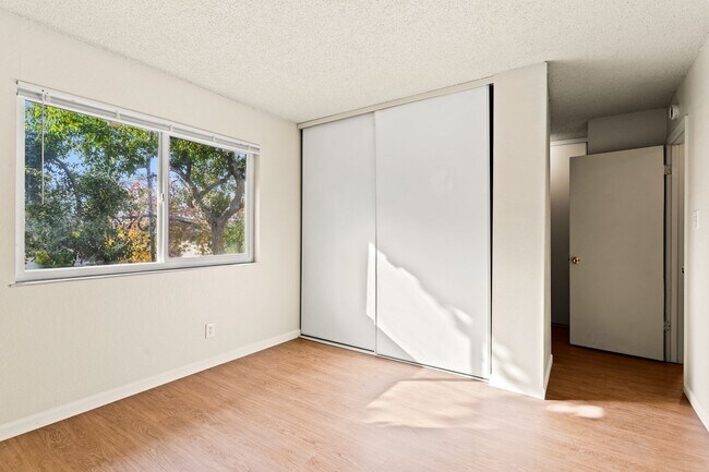Building Photo - Utilities Included! Hayward 2-Bedroom with On-Site Laundry, Parking & Brand New Floors