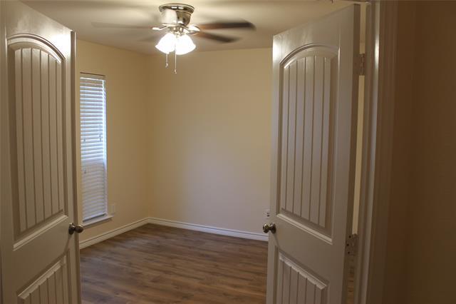 Building Photo - 2044 Lake Trail Dr