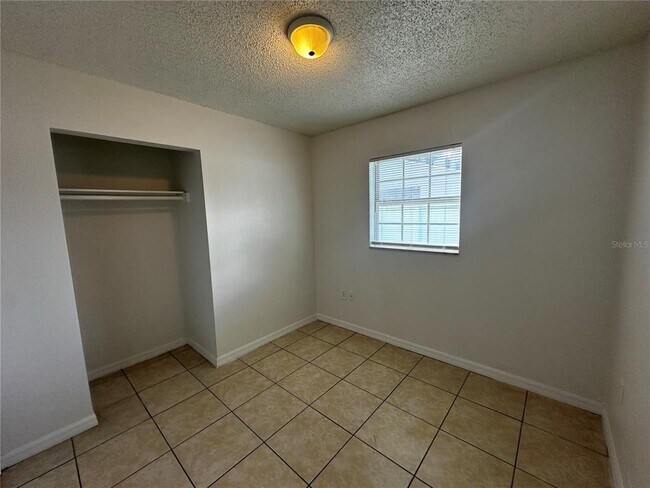 Building Photo - 5261 Letha St