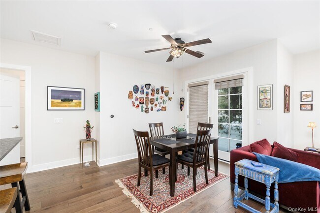 Building Photo - 19 Butterfield Rd