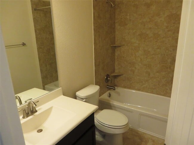 Building Photo - 1220 Gaviota Ln