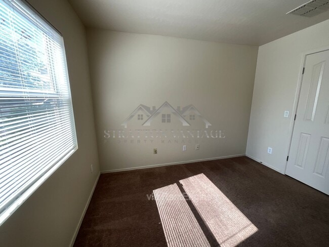 Building Photo - 11580 W Duran Ave