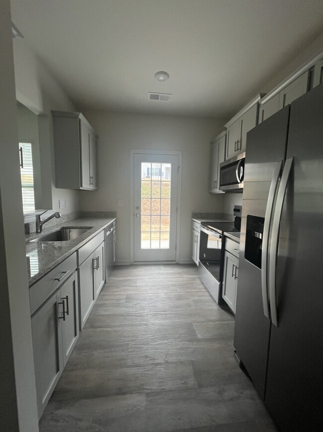 Building Photo - 1314 Amberview Ln