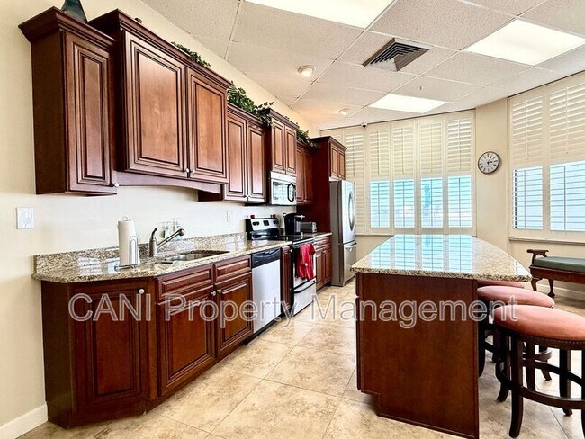 Building Photo - 3047 S Atlantic Ave