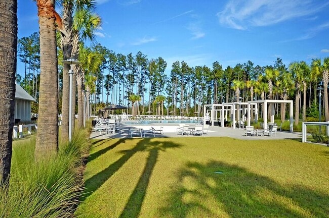 Building Photo - 146 Winding Branch Dr
