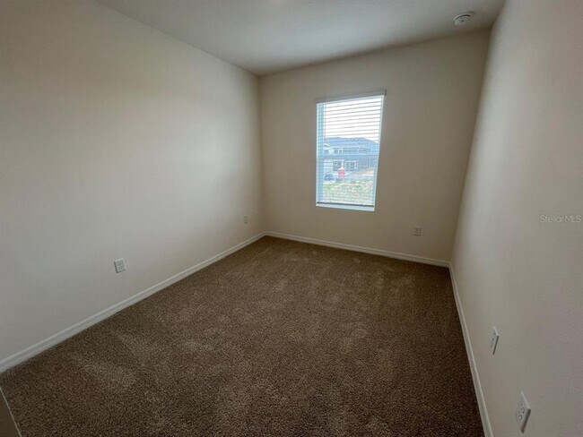 Building Photo - 1532 Lumber Ave