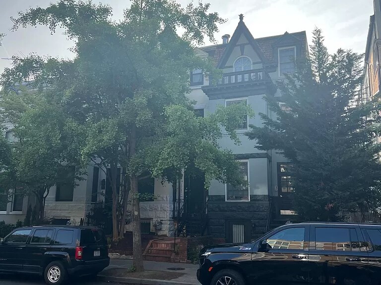 Building Photo - 1307 22nd St NW