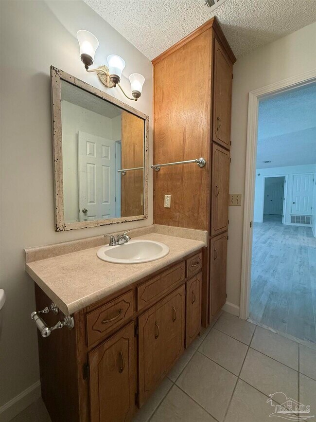 Building Photo - 3521 Sweet Bay Dr