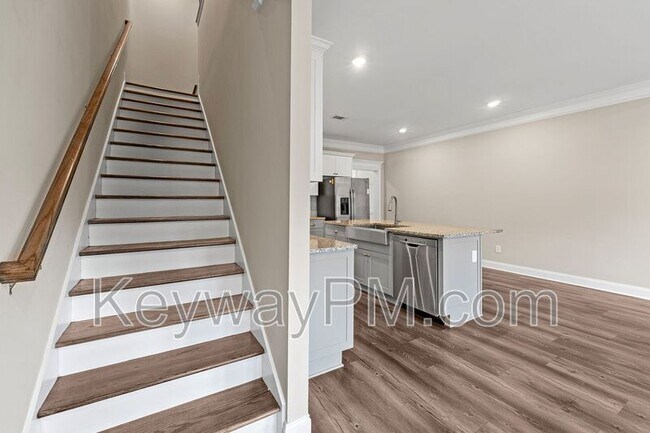 Building Photo - 124 Canton Park Ave