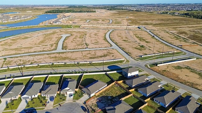 Building Photo - 26703 Willow Ln